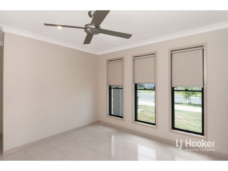 6 Buxton Avenue, Yarrabilba QLD 4207