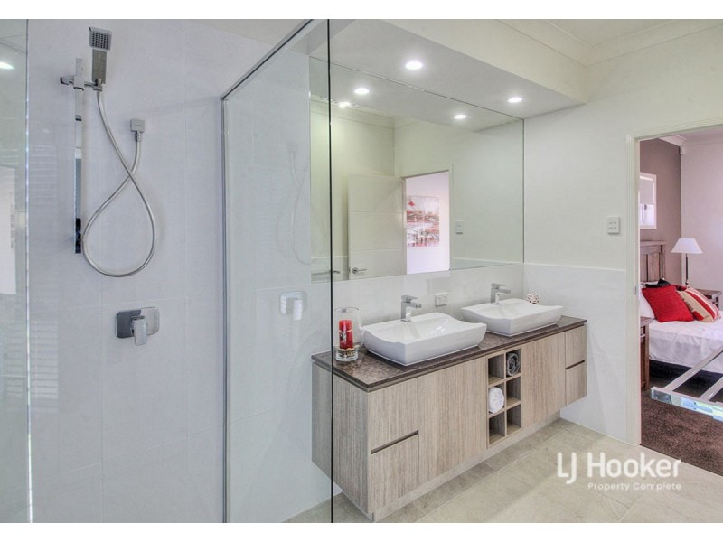 9 Autumnfield Avenue, Yarrabilba QLD 4207