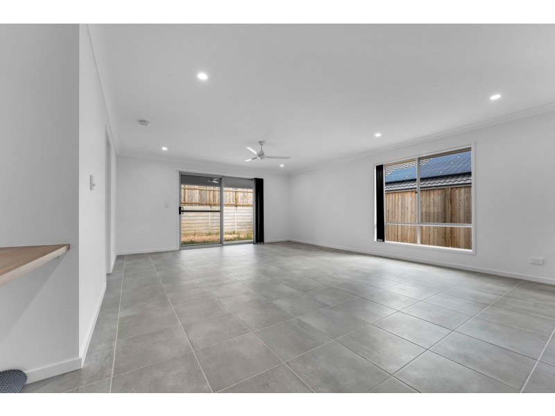 50 Belhaven Avenue, Yarrabilba QLD 4207