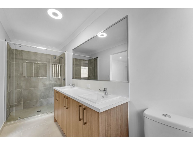 50 Belhaven Avenue, Yarrabilba QLD 4207