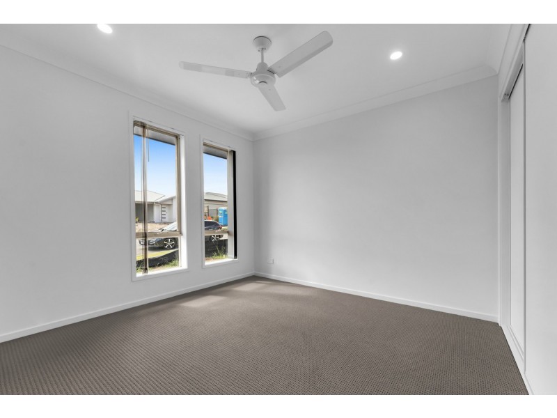 50 Belhaven Avenue, Yarrabilba QLD 4207