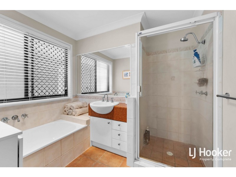 21 Forestglen Crescent, Bahrs Scrub QLD 4207