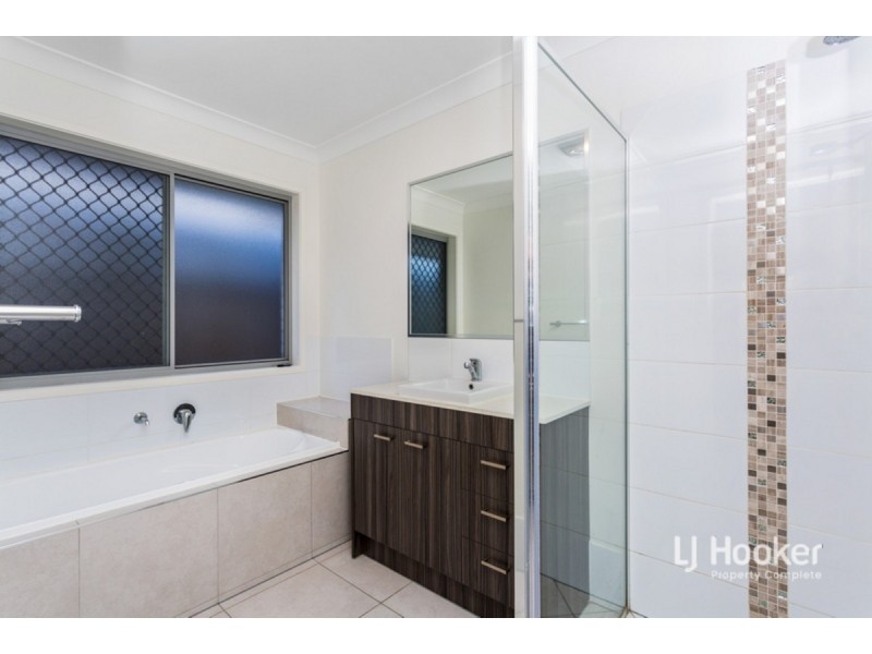 43 Greenstone Street, Yarrabilba QLD 4207