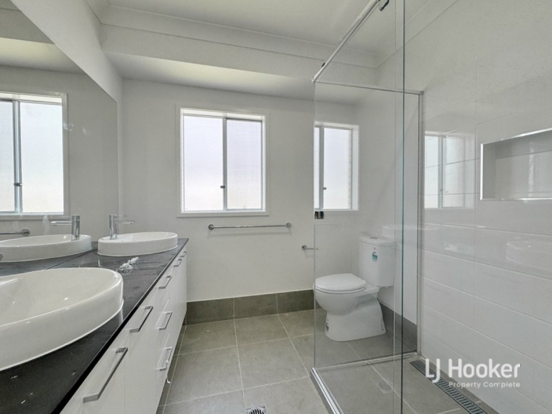 134 East Beaumont Road, Park Ridge QLD 4125