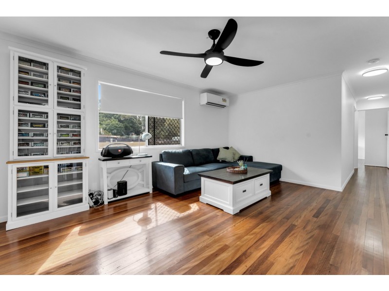 22 Green Road, Regents Park QLD 4118