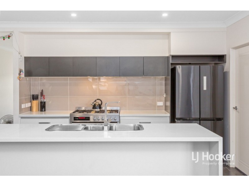 165 Darlington Drive, Yarrabilba QLD 4207