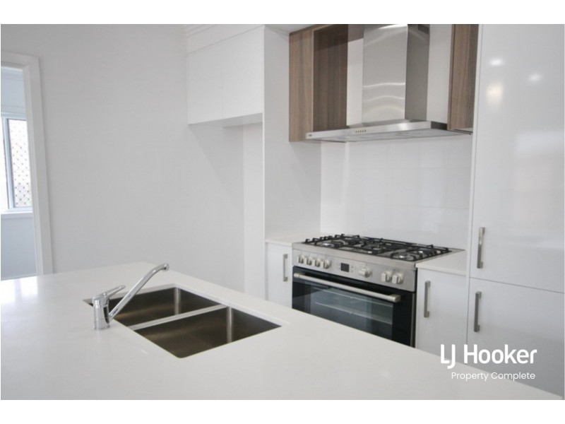 10 Diller Drive, Crestmead QLD 4132