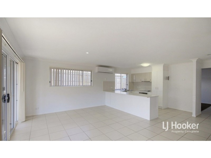 3 Phoebe Way, Gleneagle QLD 4285