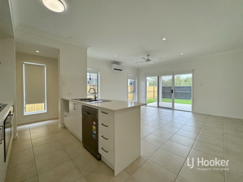 34 Hexham Street, Yarrabilba QLD 4207