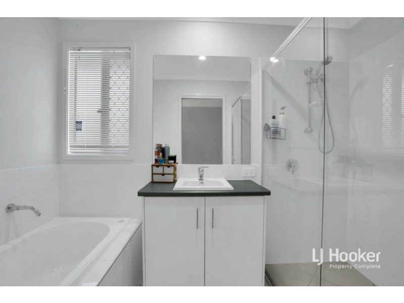 1/113 Darnell Street, Yarrabilba QLD 4207