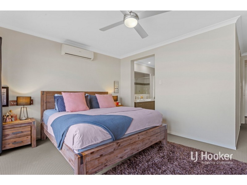 34 Winterpeak Close, Yarrabilba QLD 4207
