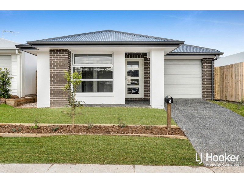 5 Moreton Crescent, Yarrabilba QLD 4207