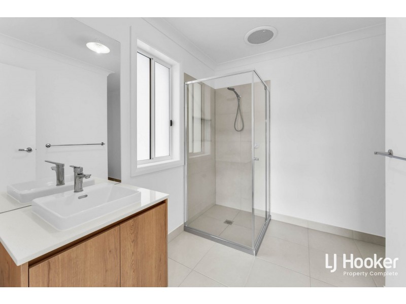 5 Moreton Crescent, Yarrabilba QLD 4207