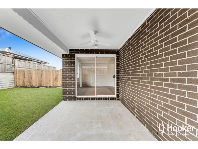 5 Moreton Crescent, Yarrabilba QLD 4207