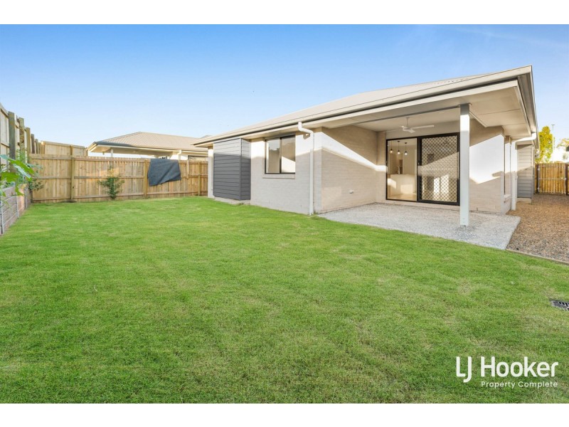 16 Basswood Circuit, Park Ridge QLD 4125