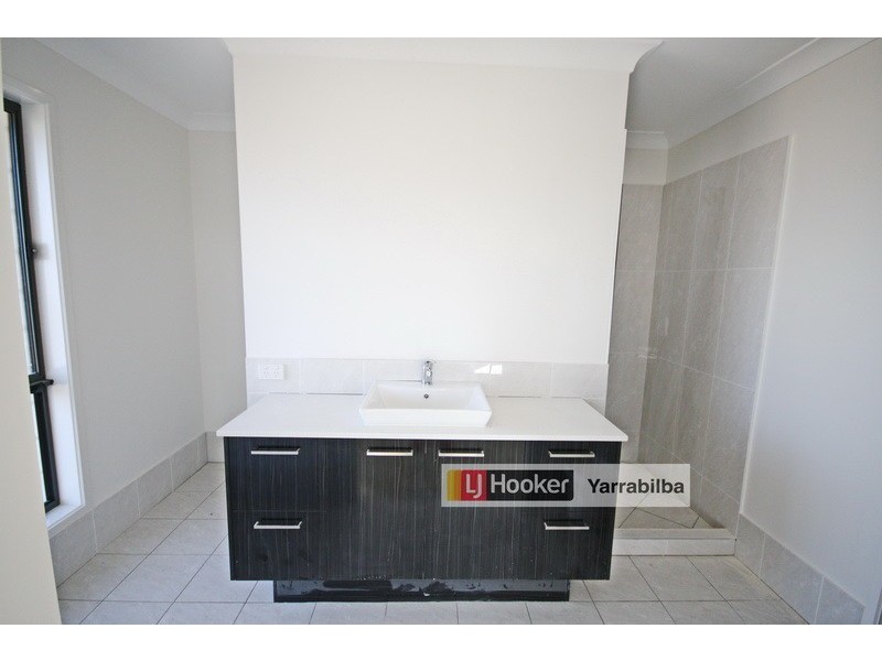 6 Lowthers Street, Yarrabilba QLD 4207