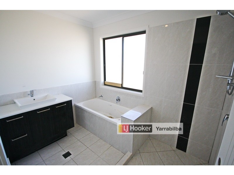 6 Lowthers Street, Yarrabilba QLD 4207