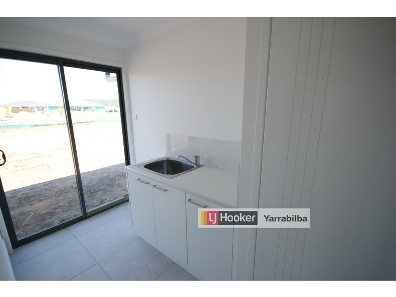6 Lowthers Street, Yarrabilba QLD 4207