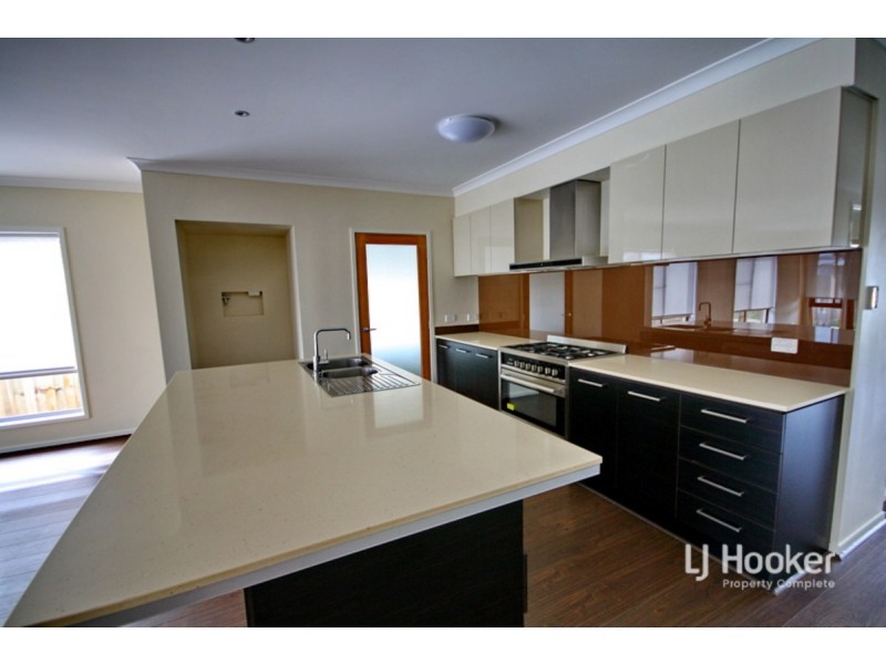 11 Tappen Street, Yarrabilba QLD 4207