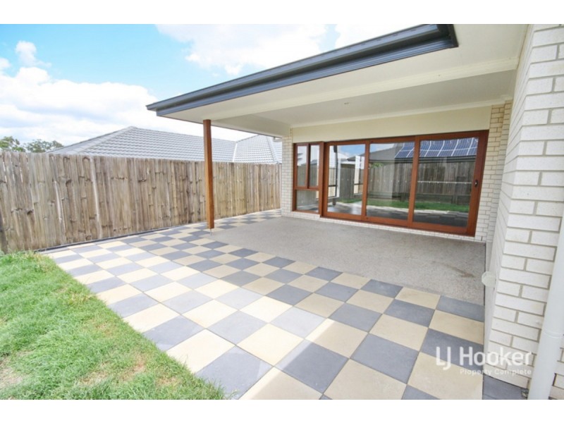 11 Tappen Street, Yarrabilba QLD 4207