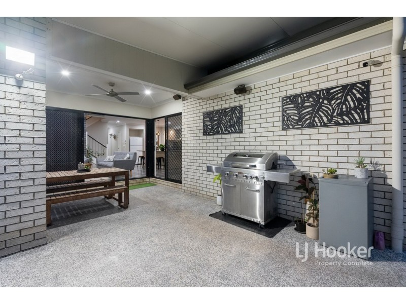 4 Winterpeak Close, Yarrabilba QLD 4207