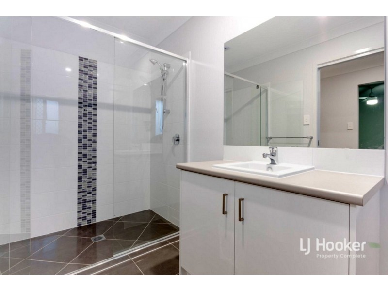 15 Greenstone Street, Yarrabilba QLD 4207