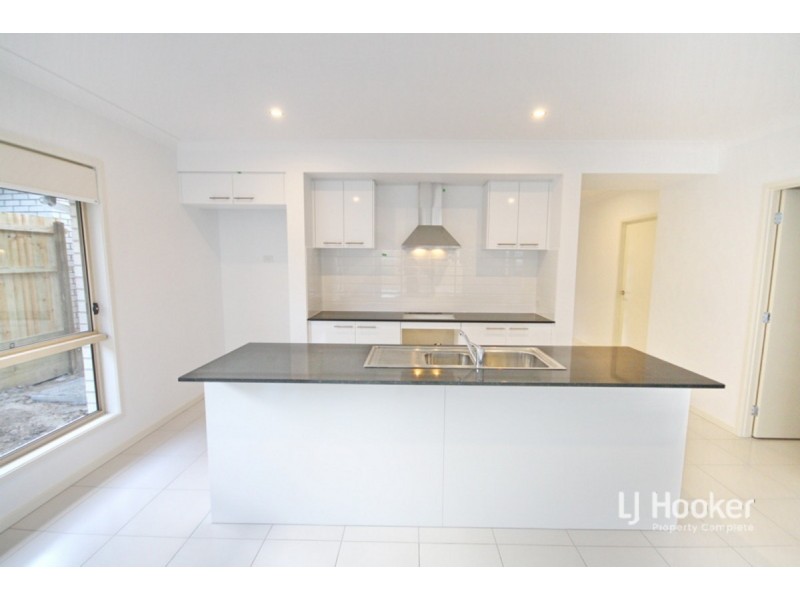 9 Skyblue Circuit, Yarrabilba QLD 4207