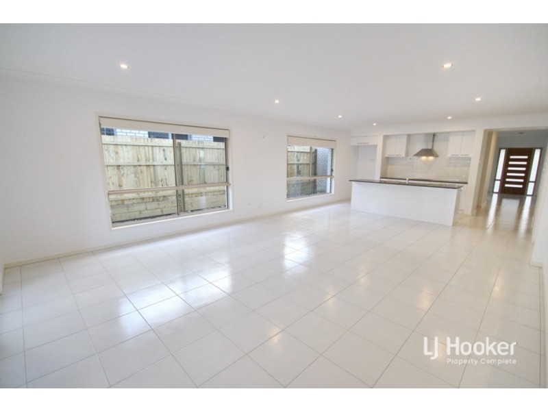 9 Skyblue Circuit, Yarrabilba QLD 4207