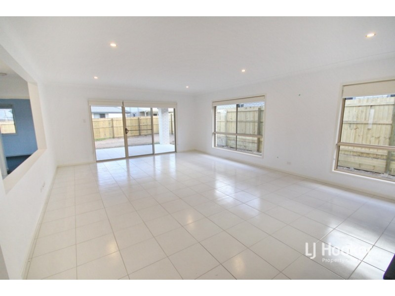 9 Skyblue Circuit, Yarrabilba QLD 4207