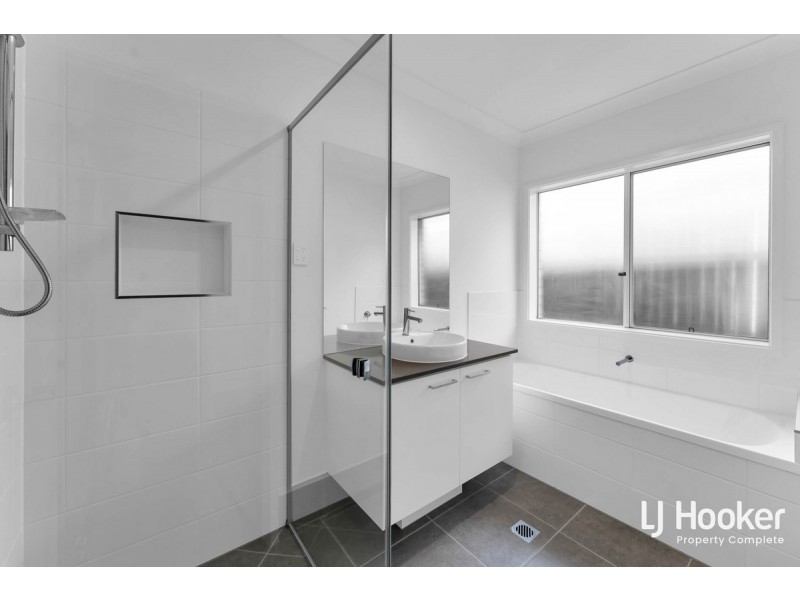 69 Hyde Drive, Yarrabilba QLD 4207
