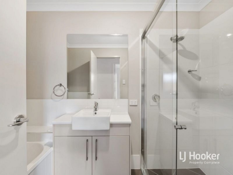 10A Miamax Place, Logan Reserve QLD 4133