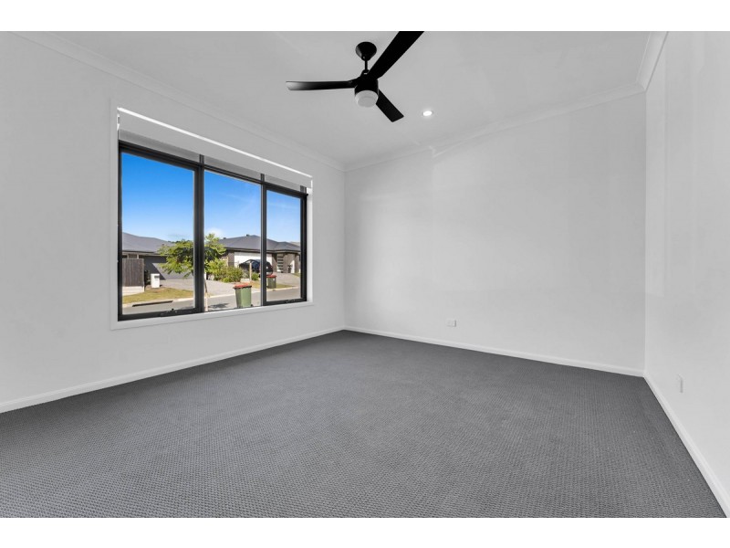 45 Yellowstone Avenue, Yarrabilba QLD 4207