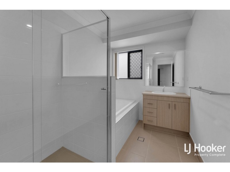 1/16 Hastings Street, Park Ridge QLD 4125