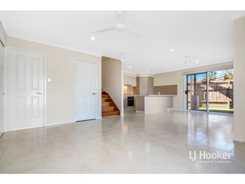 2/13 Bright Street, Yarrabilba QLD 4207