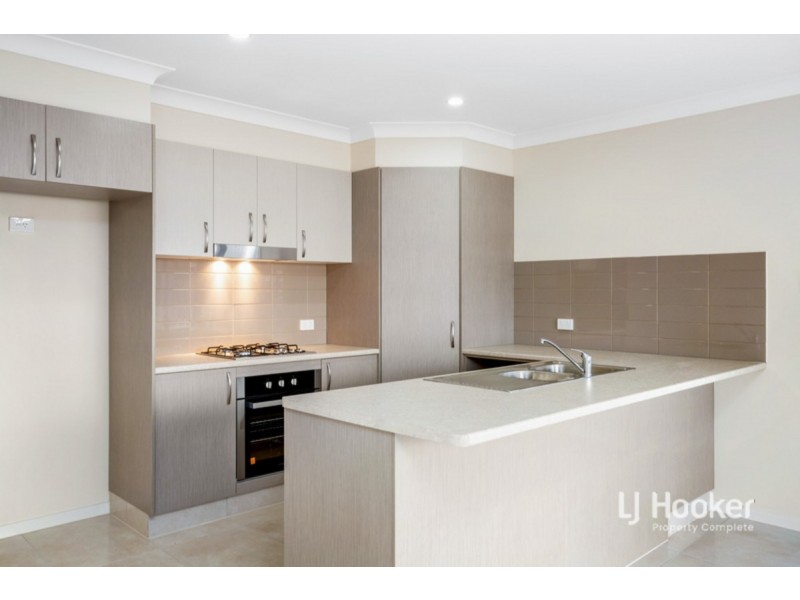 2/13 Bright Street, Yarrabilba QLD 4207
