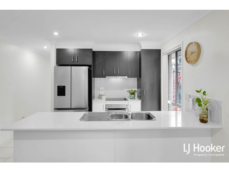 27 Walter Williams Crescent, Redbank Plains QLD 4301