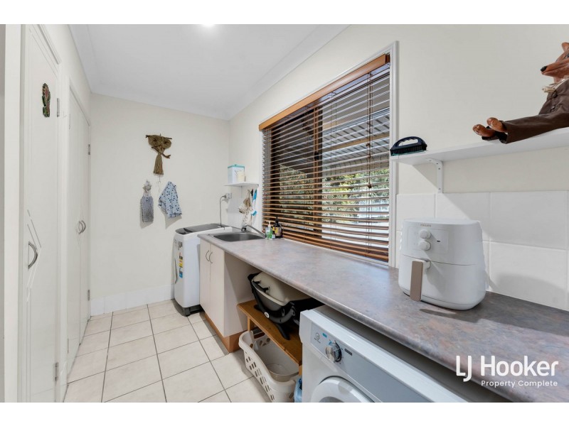 111-113 Blue Heeler Drive, New Beith QLD 4124