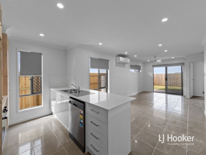 1/9 Rural  Street, Park Ridge QLD 4125