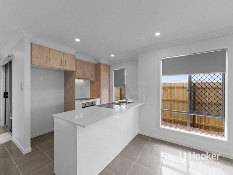 1/9 Rural  Street, Park Ridge QLD 4125