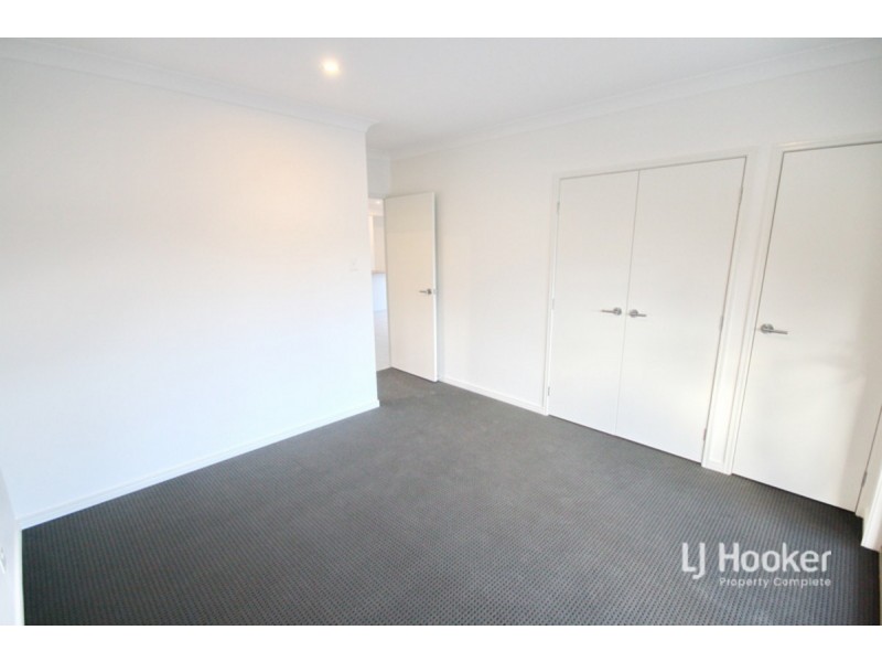 32 Highlands Street, Yarrabilba QLD 4207