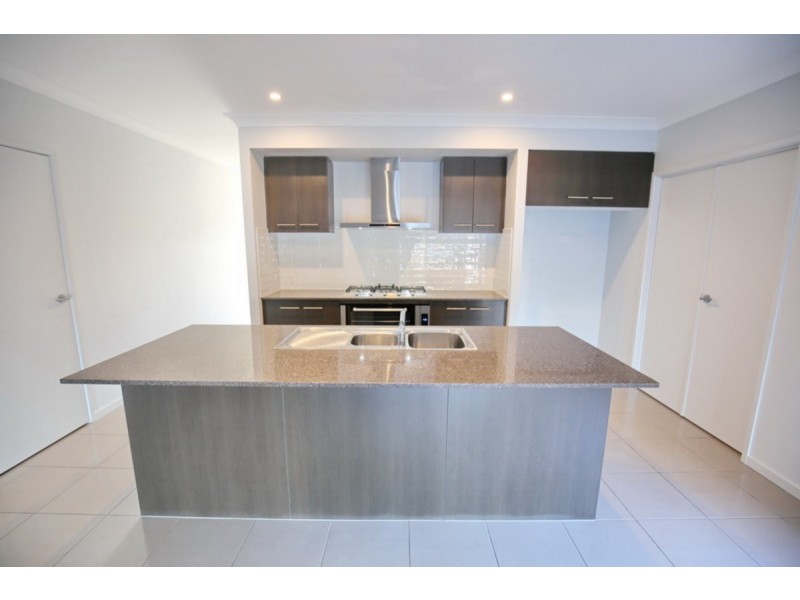 1 Aurora Lane, Yarrabilba QLD 4207