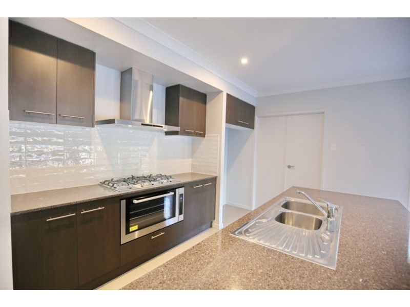 1 Aurora Lane, Yarrabilba QLD 4207