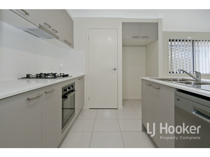 8 Kurgan Lane, Yarrabilba QLD 4207
