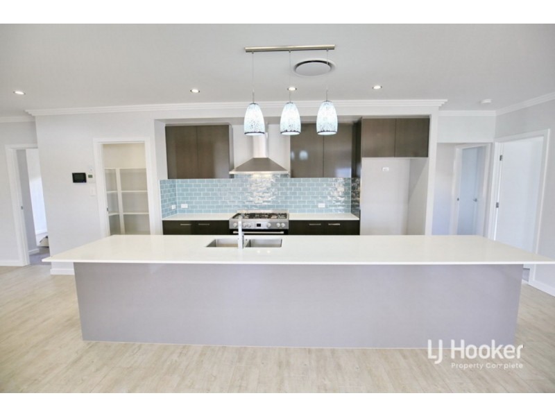 8 Verdi Street, Yarrabilba QLD 4207