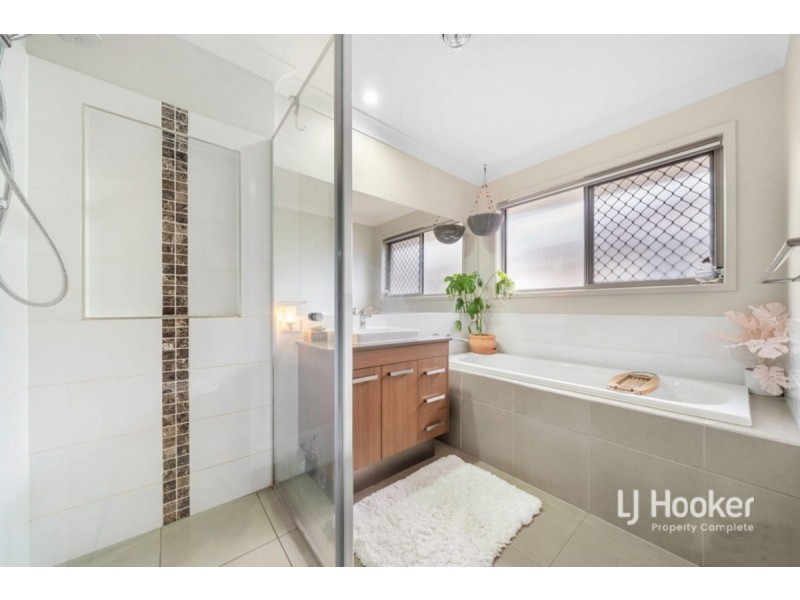 28 Treeline Circuit, Yarrabilba QLD 4207