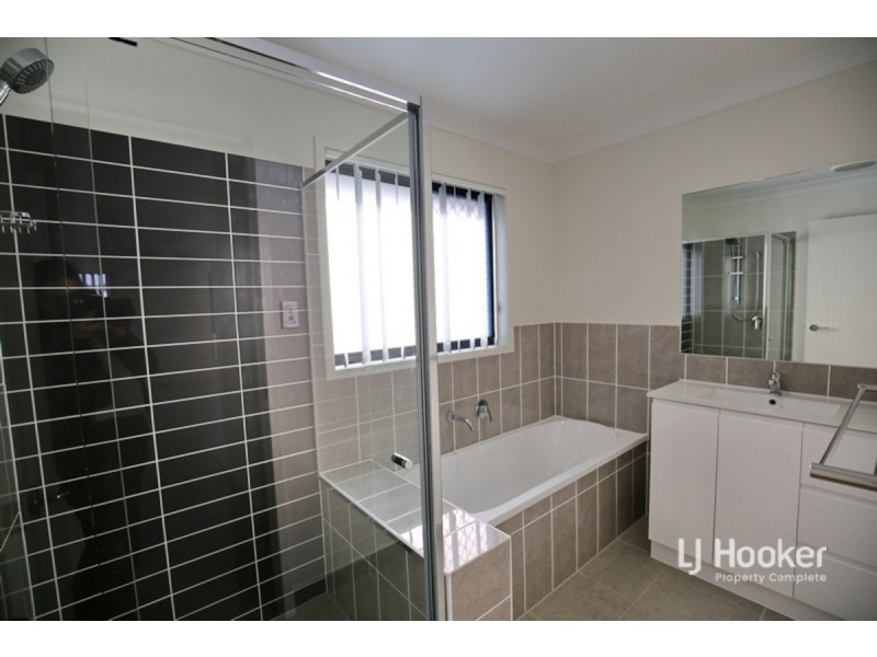 3 Willow Circuit, Yarrabilba QLD 4207