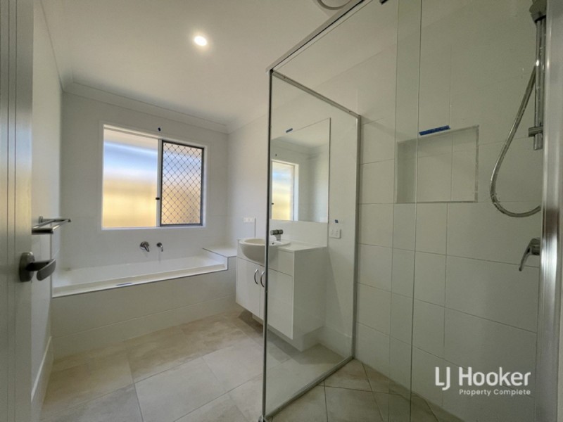 4 Brockwell Way, Yarrabilba QLD 4207