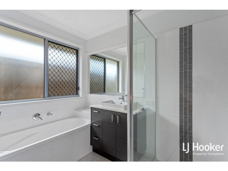 37 Sepia Street, Yarrabilba QLD 4207