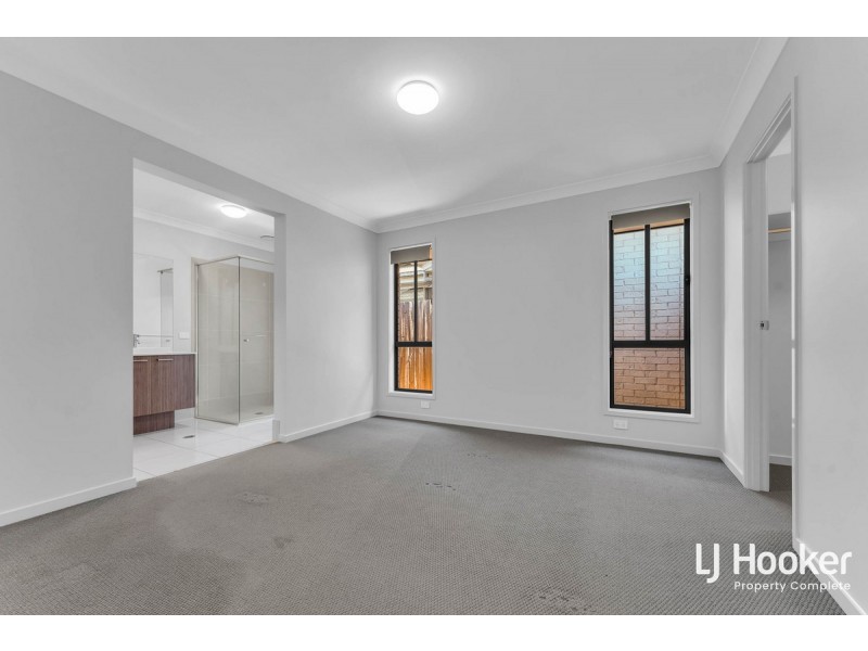 247 Killara Boulevard, Logan Reserve QLD 4133