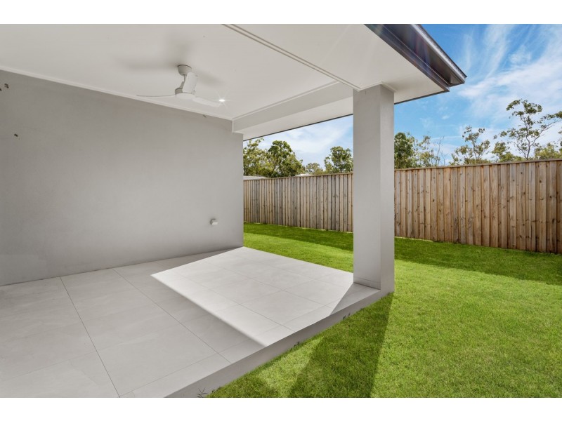 27 Pike Road, South Maclean QLD 4280